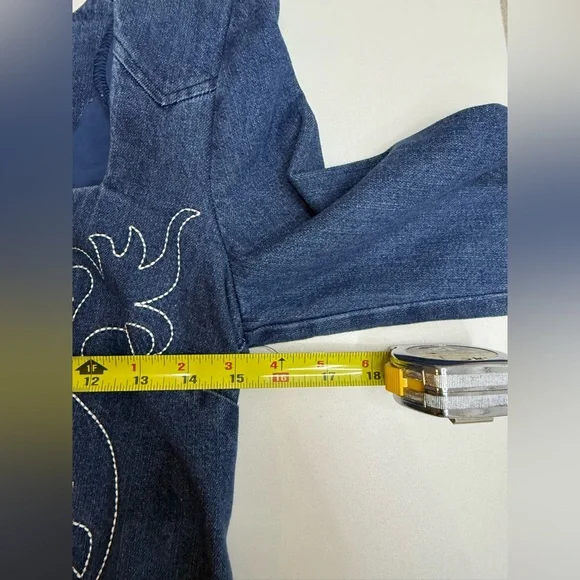 NWT Avec Les Filles Western
Embroidery Long Sleeve Denim Dress size 4 - Picture 8 of 12